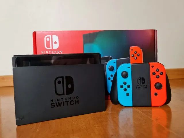 Nintendo Switch Azul Néon/Vermelho Néon V3