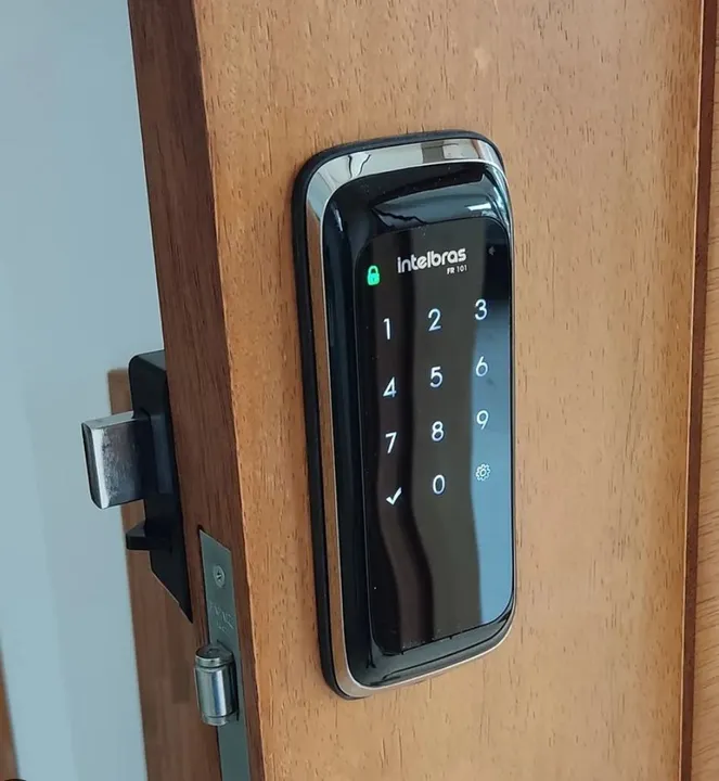 Fechadura Digital para apartamento. 2 anos de garantia