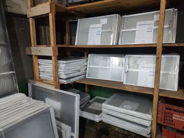 No dinheiro 10% de desconto Vendo janelas 100/120 alumínio natural valor R$289 reais  - Foto 6