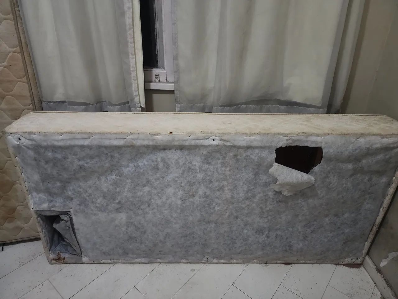 PAGO 50 REAIS para retirada dessa base de cama! - Foto 2