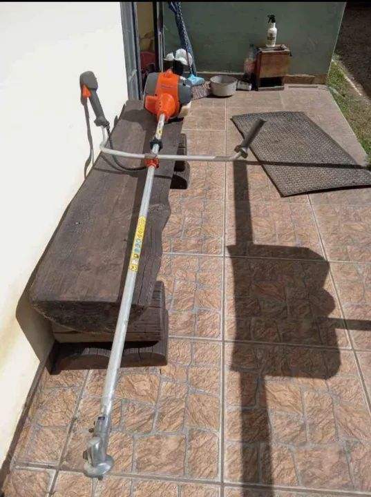 Roçadeira Husqvarna 128r