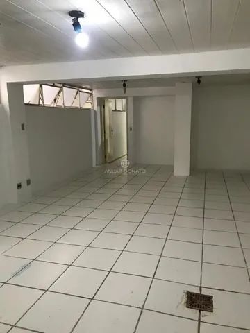 BARROCA/PRADO - Andar corrido à venda na Anuar Donato