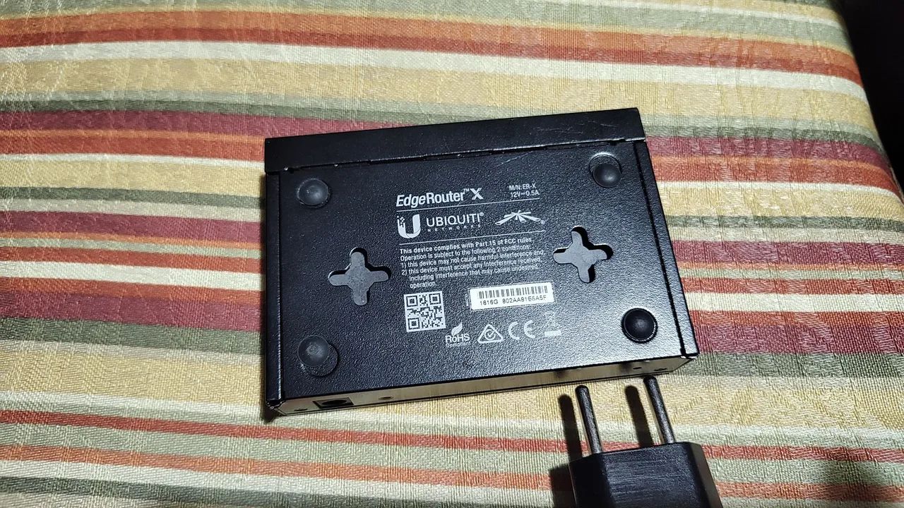 Roteador ubiquiti edgerouter erX 5 portas gigabit dual wan Conectividade e Dispositivos de