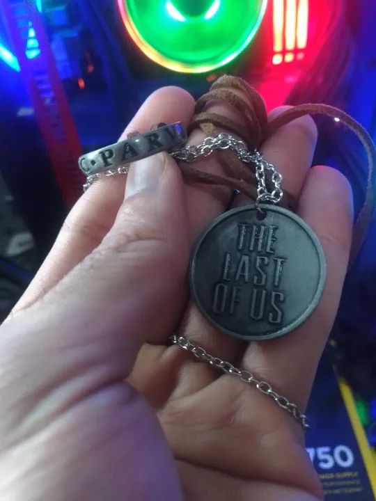 Kit Colar Uncharted + The Last Of Us - Nathan Drake Ellie Joel Drake's Fortune Vagalume - Foto 3