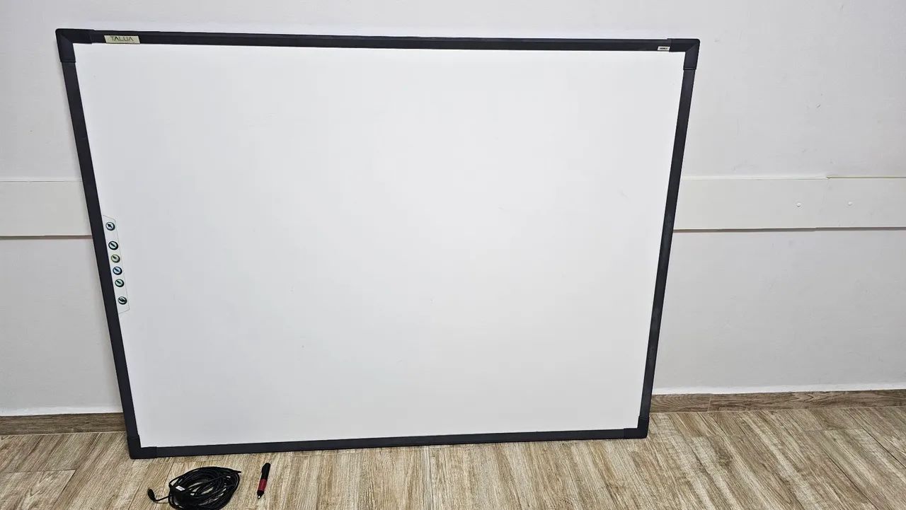 Lousa interativa touch 78,5"