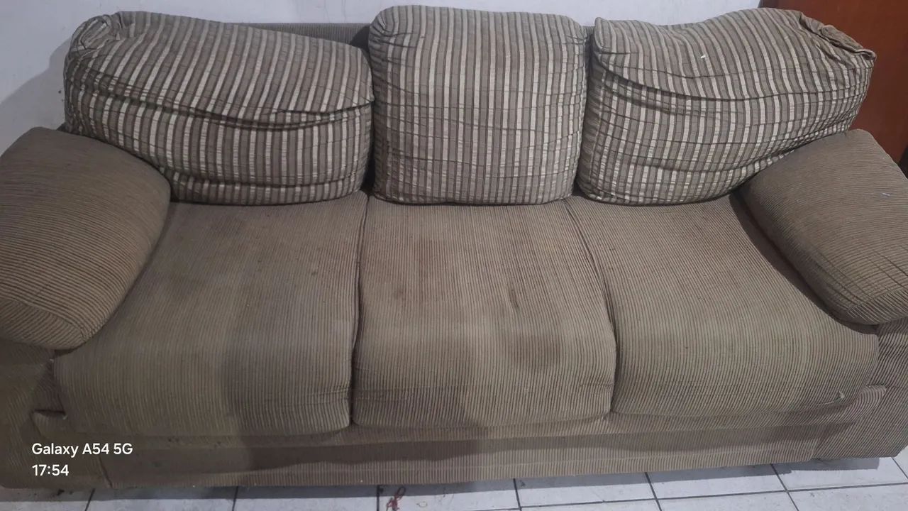 Sofá de 3 e 2 lugares. - Foto 4