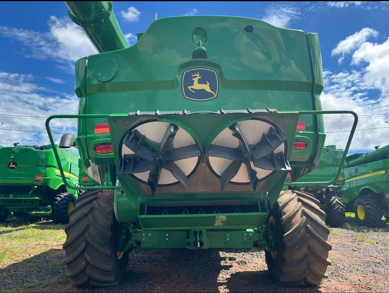 Colheitadeira John Deere S790 ano 2021 com 550 horas de motor e 350 horas, em MG - Foto 3