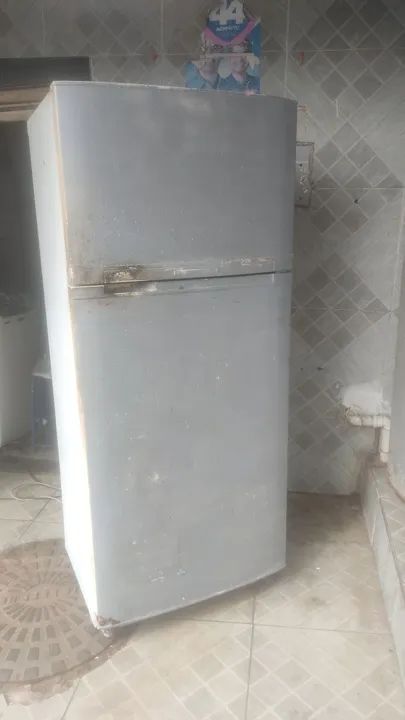 Geladeira Frost Free Eletrolux 