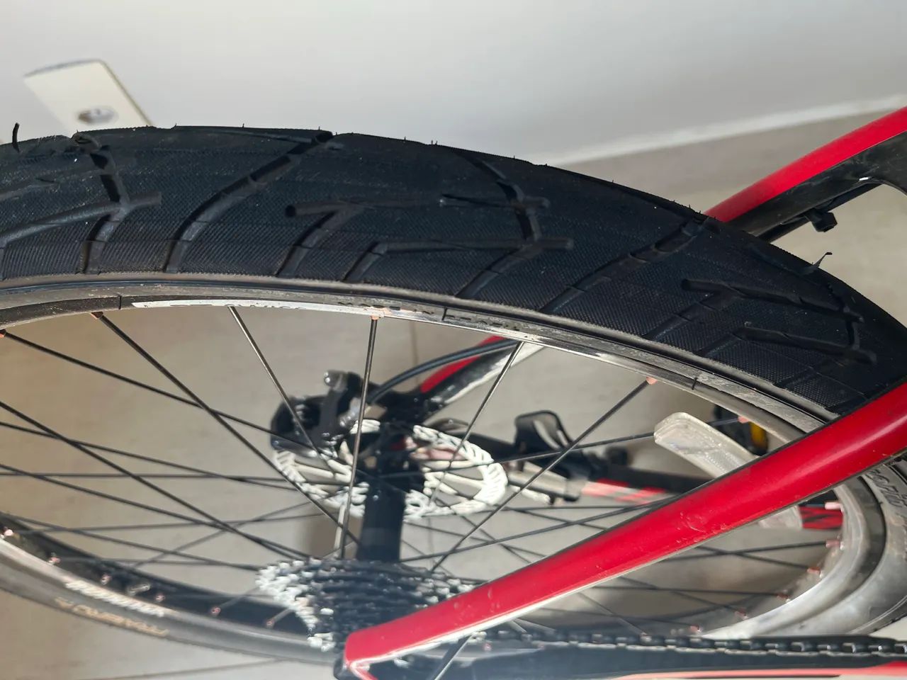 Bicicleta specialized em carbono - Oportunidade  - Foto 4