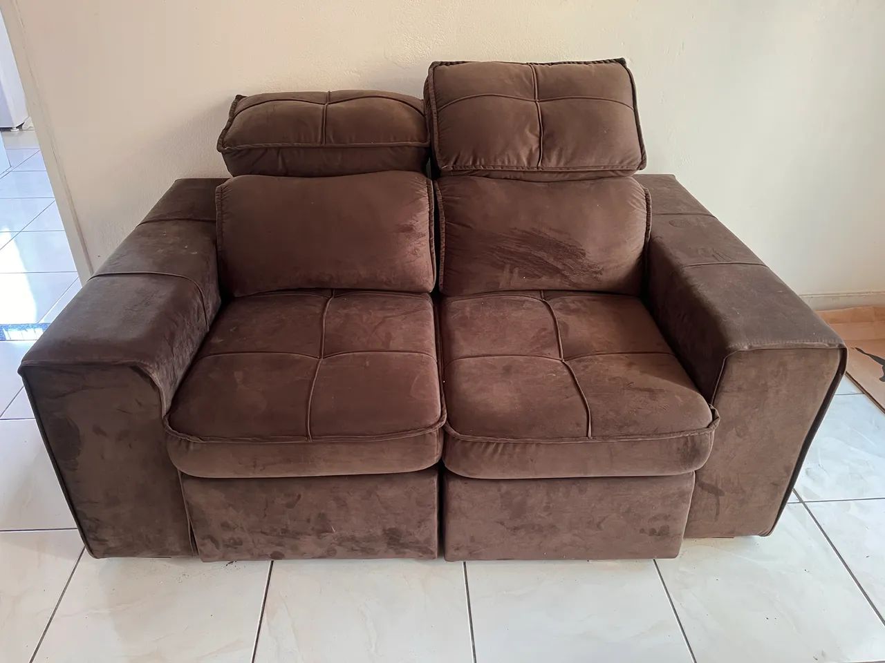 Jogo de sofás retrateis 2 e 3 lugares - Foto 5