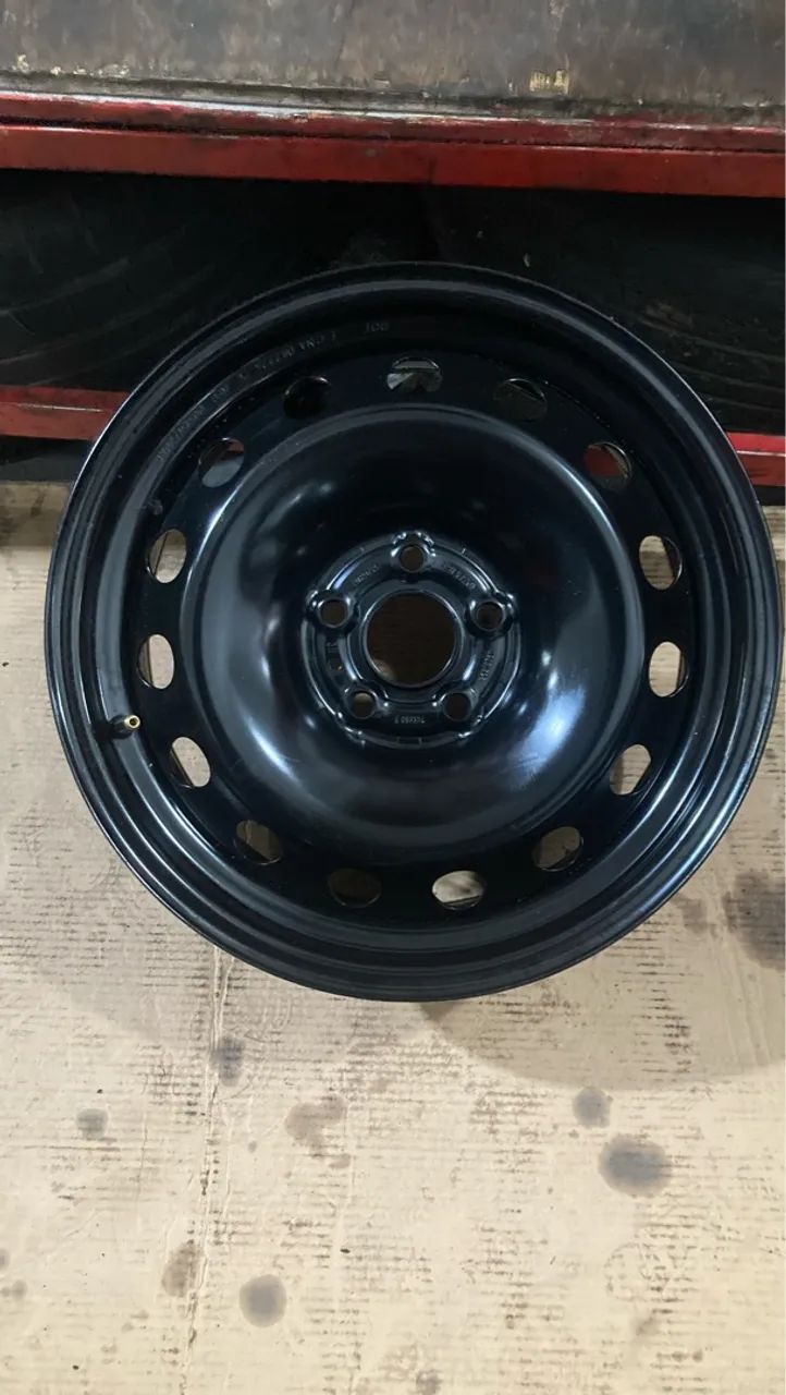 Roda de Aço Gm Tracker  Aro 16- Nova e com Ótimo Acabamento