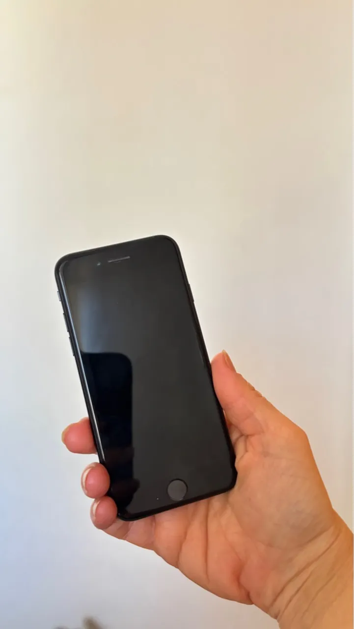 iPhone SE 