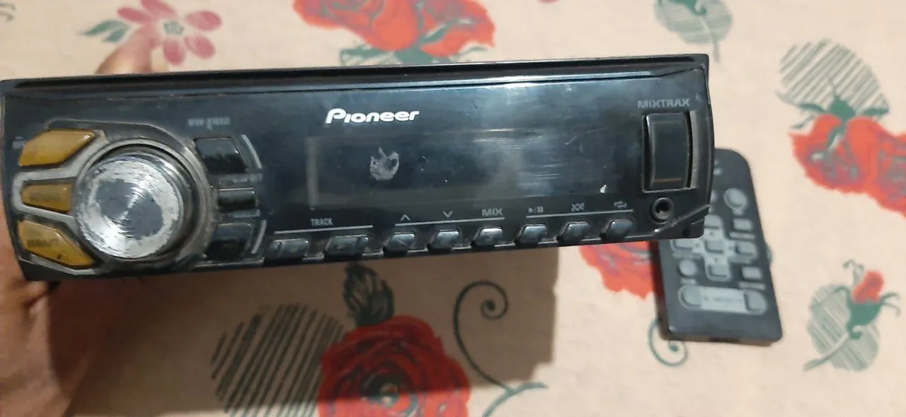 Aparelho de Som Pioneer Com Mixtrax e Controle Remoto