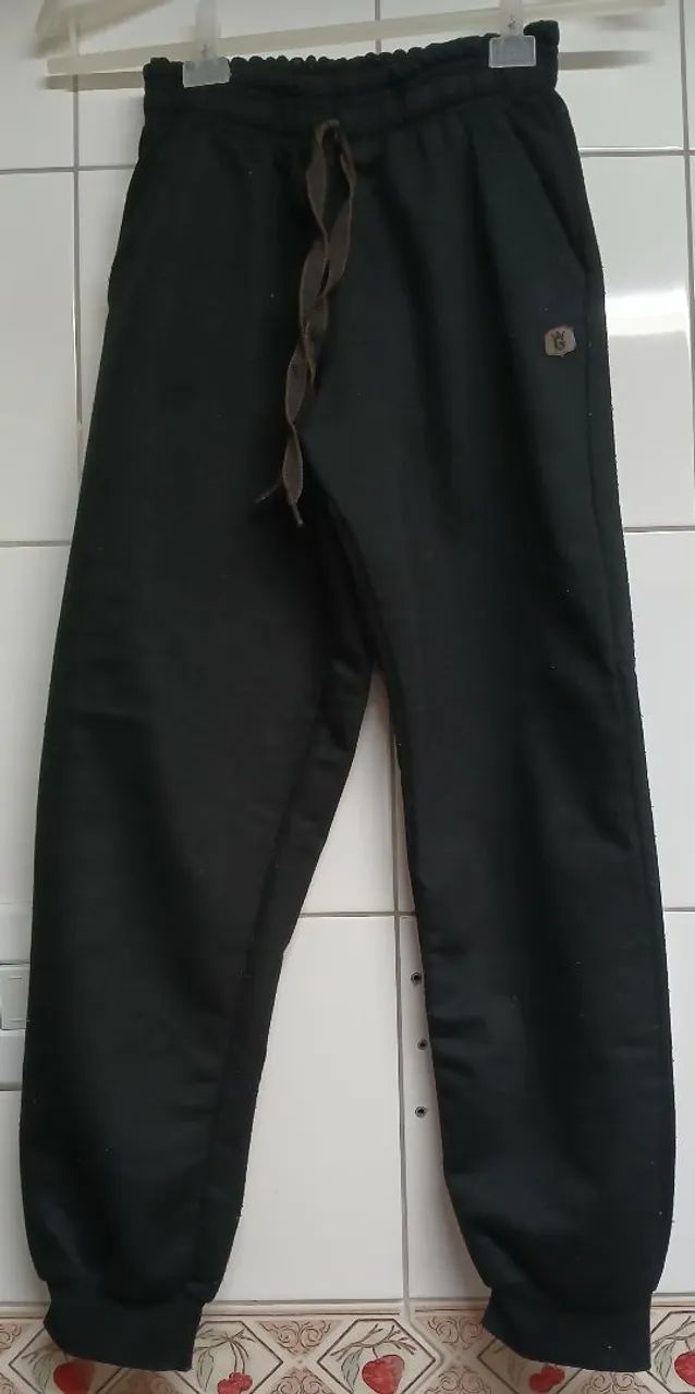 Kit 2 Calças Azul Jeans e Preta Moletom Infantil Tam. 8 e 12<br> - Foto 3