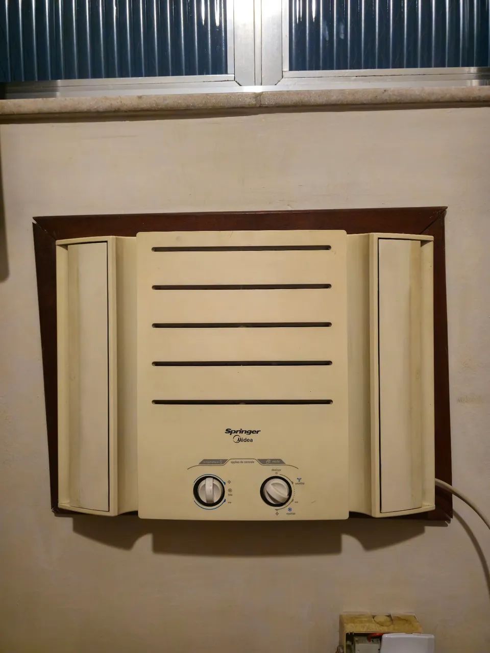 Ar-condicionado Springer Midea 10.000 BTUs - Gela bem - Funcionando - 127V