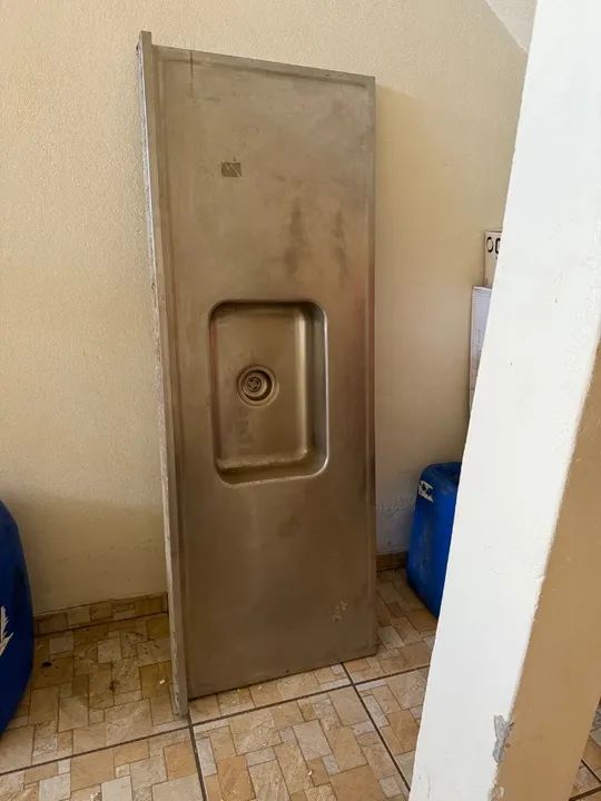 Baixou!!! Pia (usada)em inox 1,6metros