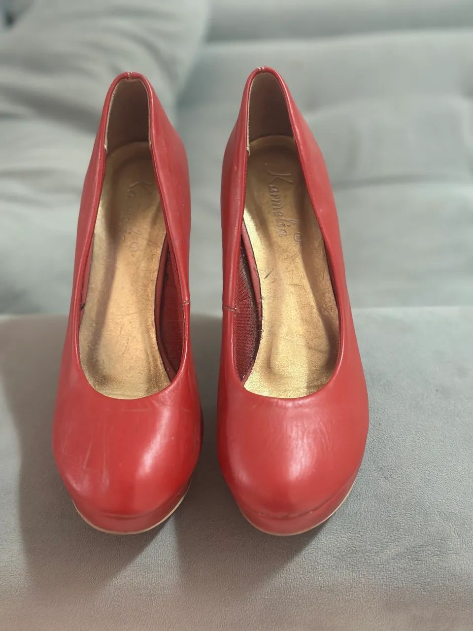 Sapato alto vermelho 