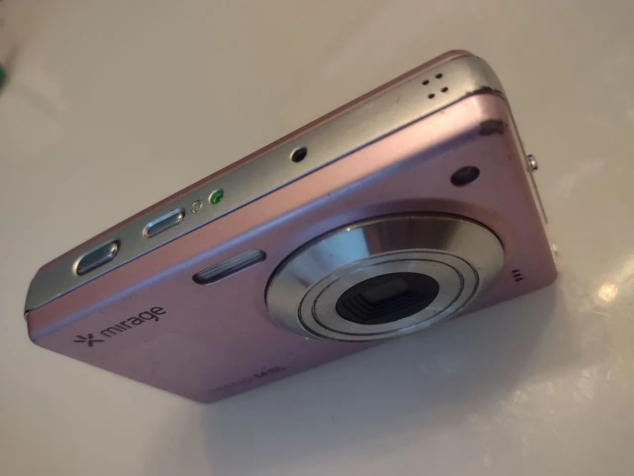 Digital camera64318618572290123