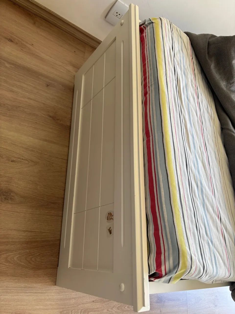 Cama de solteiro branca  - Foto 5