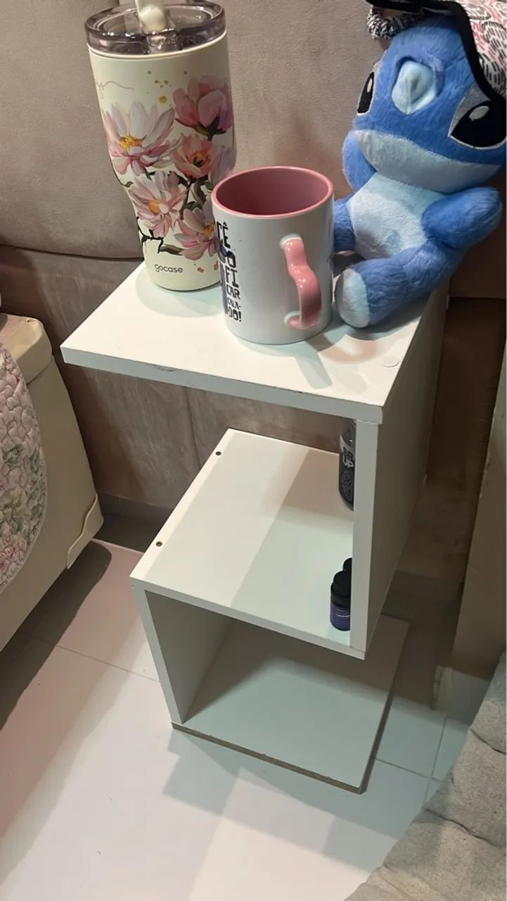 Mesa de cabeceira64374974467203120