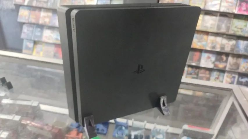PS4 L2 DESBLOQUEADO NA 12.02 HD-1TB CHEIO DE JOGOS 1 CONTROLE E CABOS - Foto 4