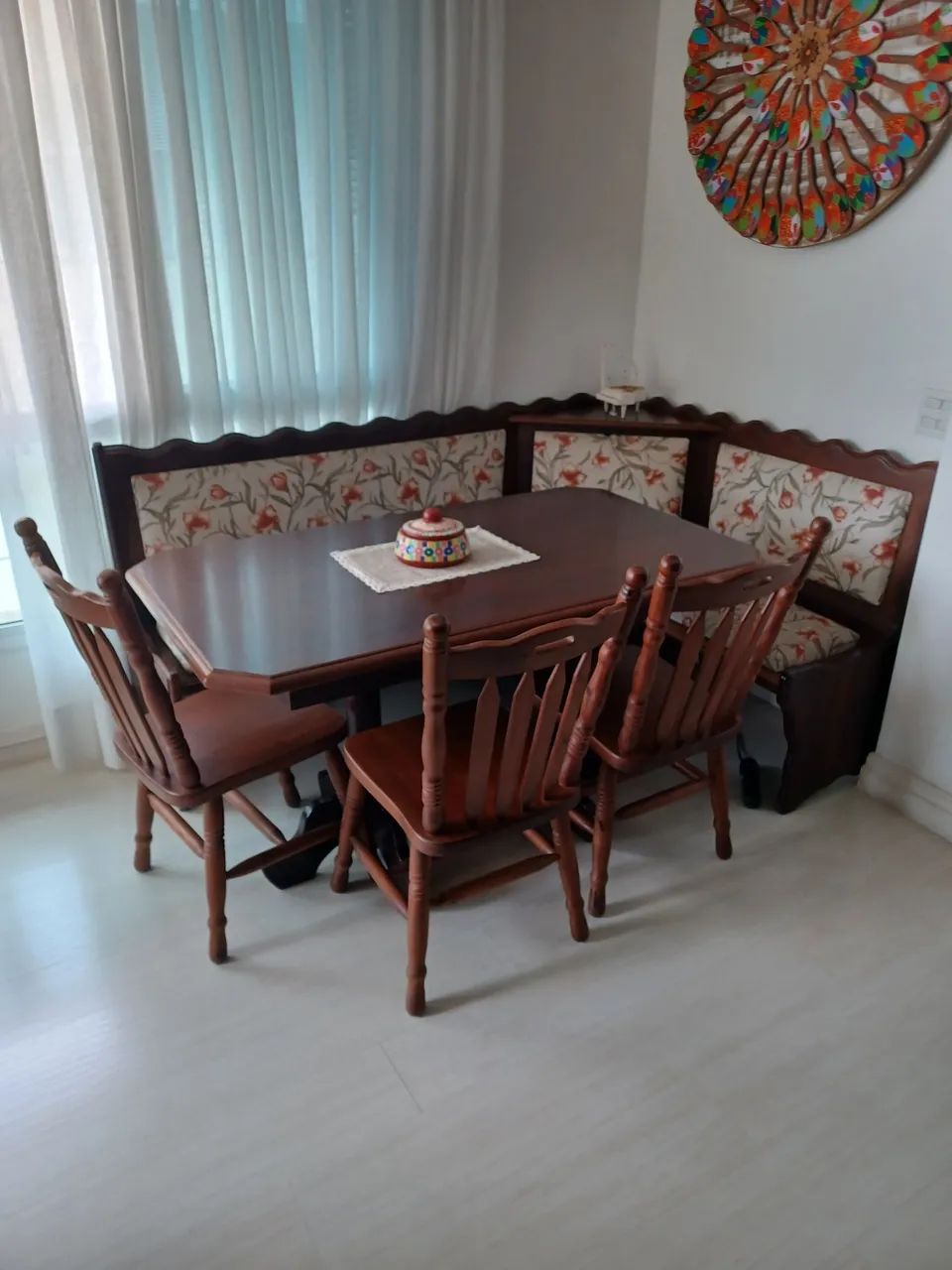 Mesa de Jantar em Madeira com 4 Cadeiras