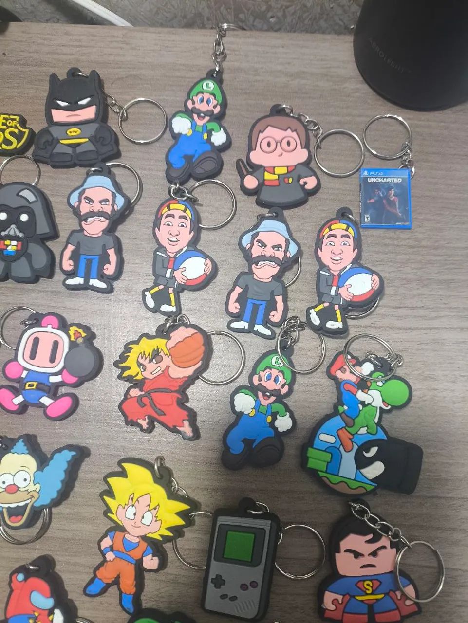 Lote de chaveiros geek, desenho animado, games - Foto 4