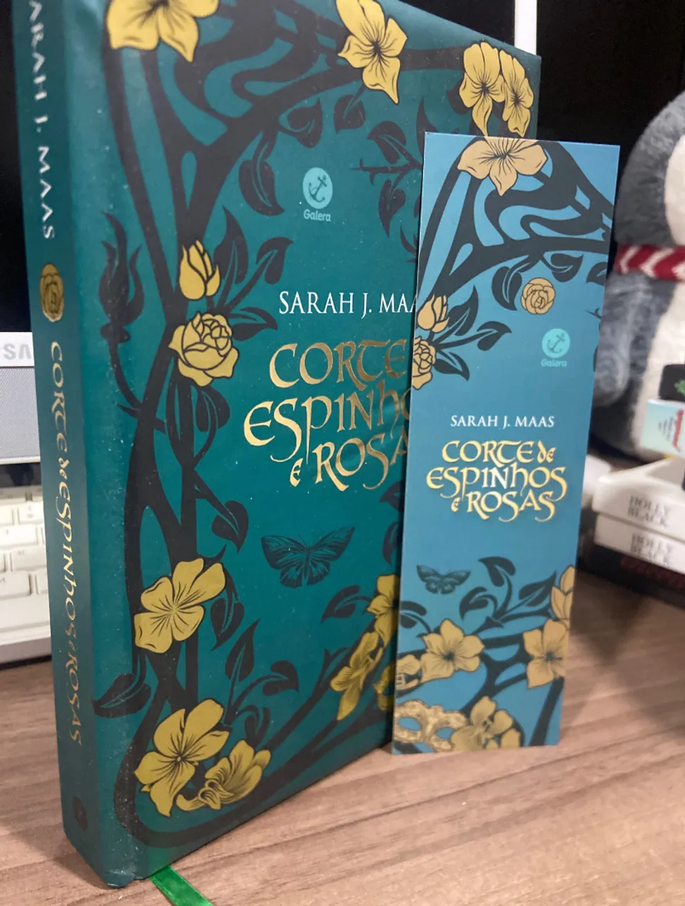 Corte de Espinhos e Rosas - Edição de Luxo
