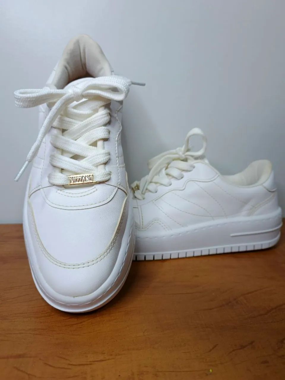 Tênis branco casual feminino - Foto 2