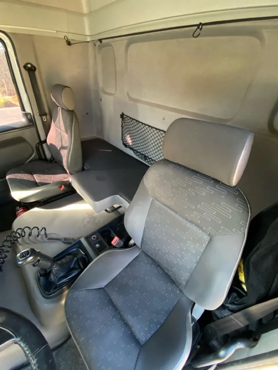 VW 19-330 ano 2015 (CAMINHAO MUITO NOVO) - Foto 11