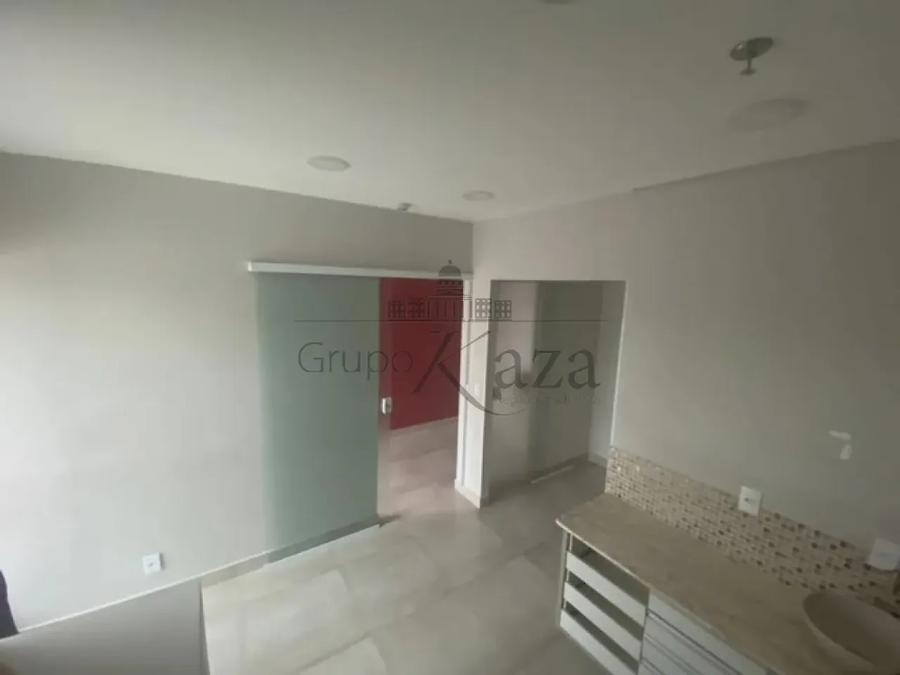 Sala Comercial - Centro - Comercial Downtown Offices & Mall - 24m².