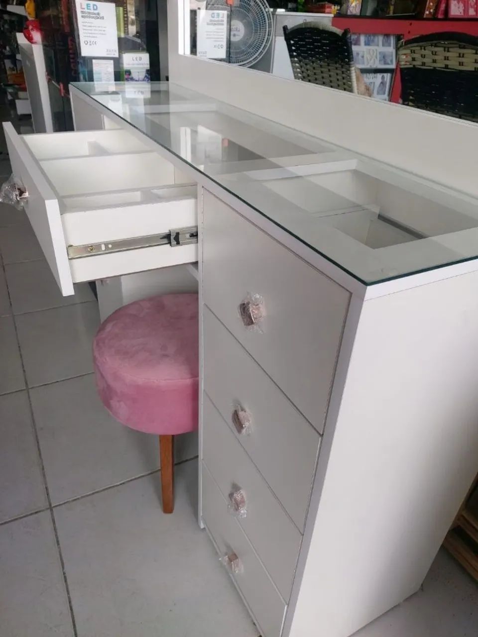 Penteadeira Camarim 9 gavetas - Foto 2
