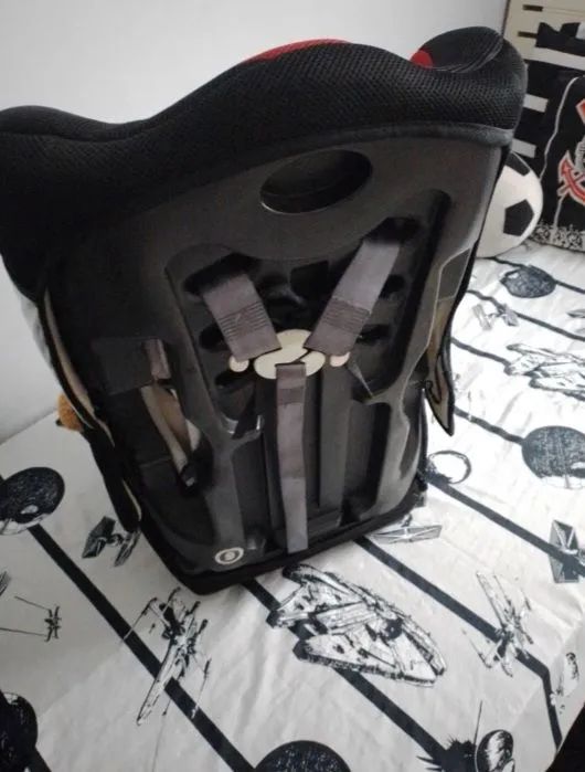 Cadeirinha de criança para carro da infati