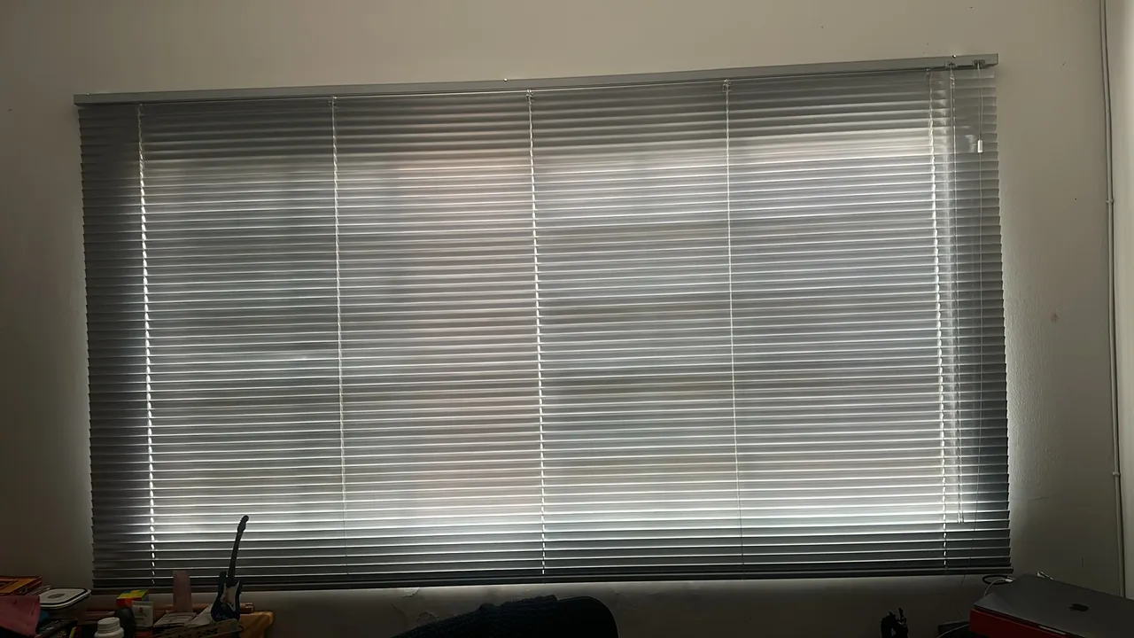 Persiana horizontal cinza 220cm x 120cm