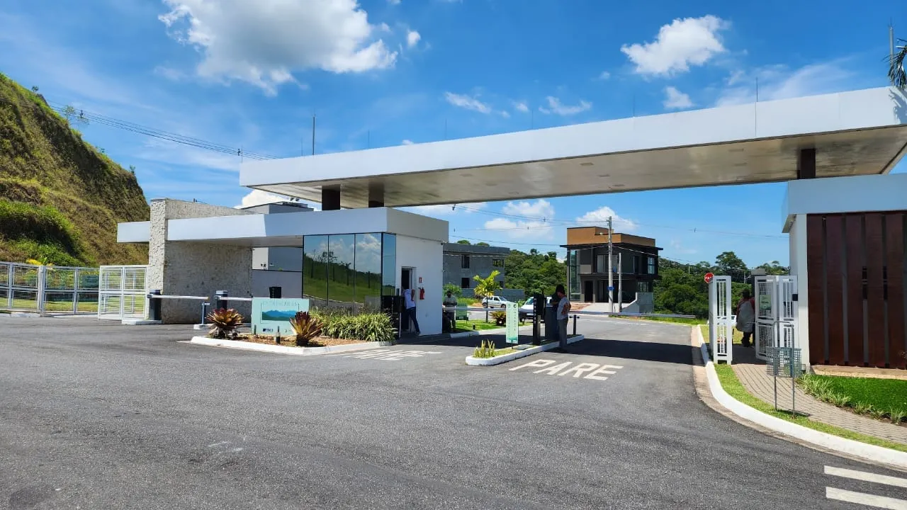 Terreno em condomínio fechado para venda com 320m² em Parque Santa Tereza - Santa Isabel/S