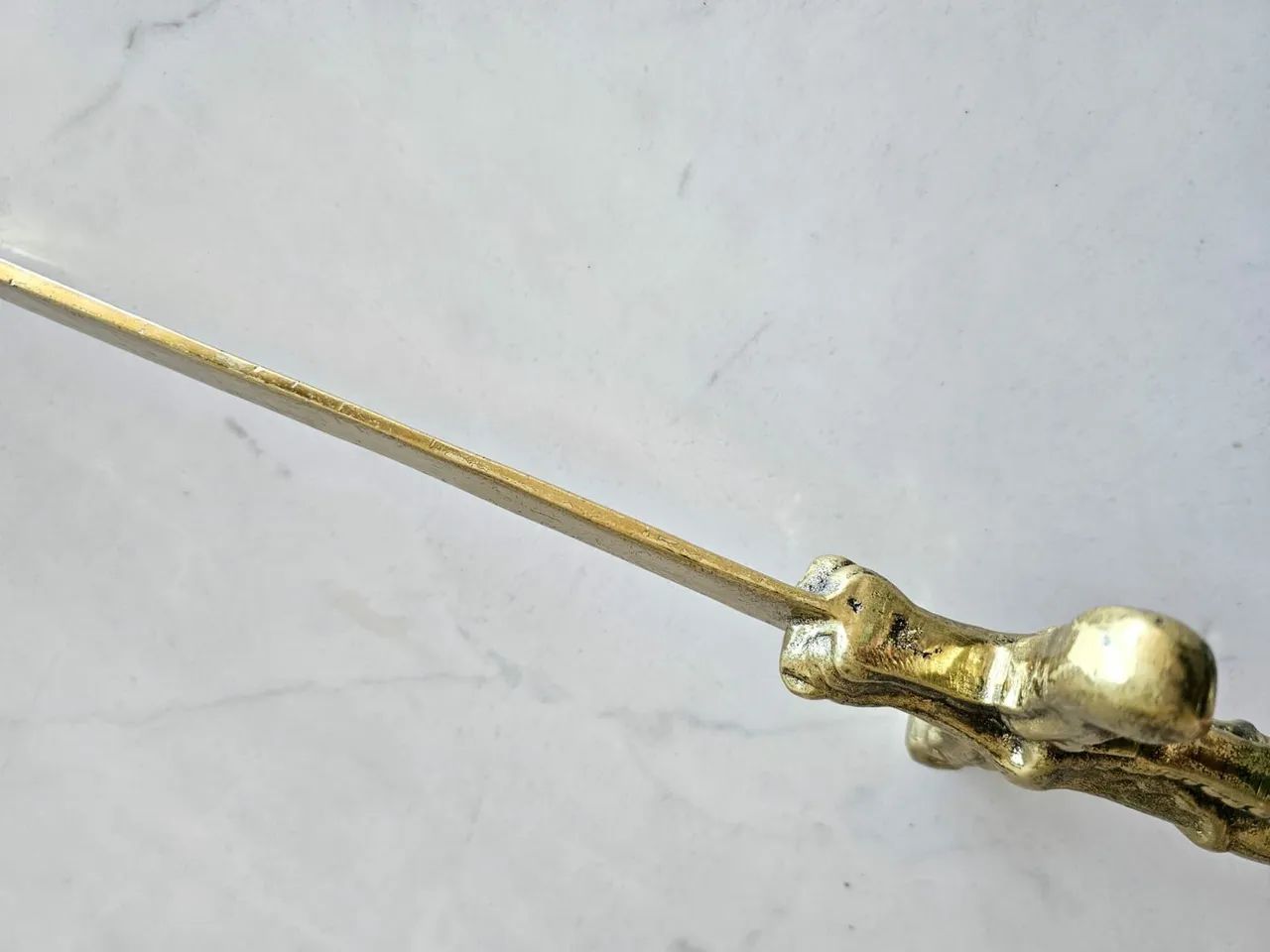 Espada em bronze trabalhada  - Foto 3