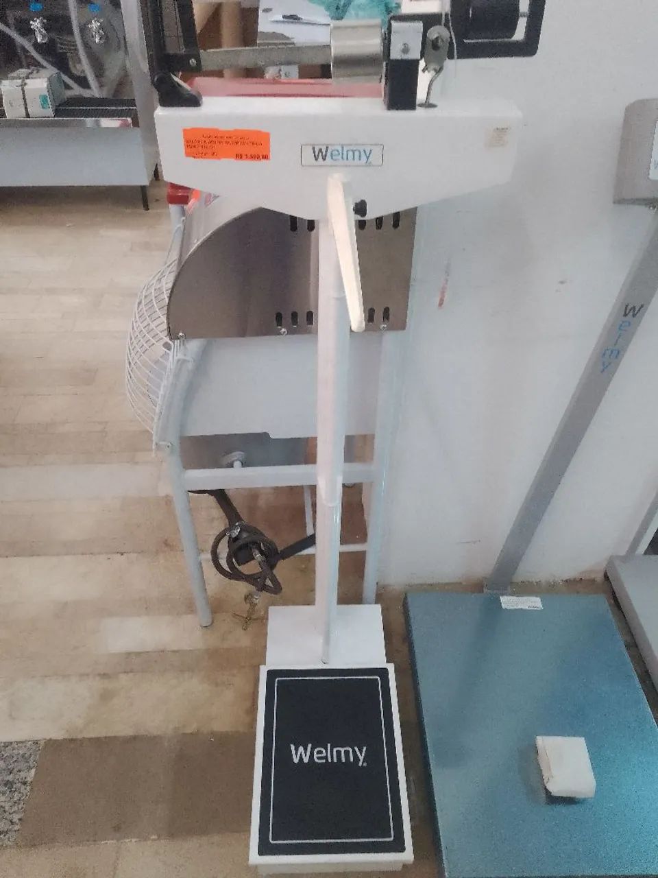 Balança Comercial Welmy ANTROPOMÉTRICA 150 KILOS - NOVA