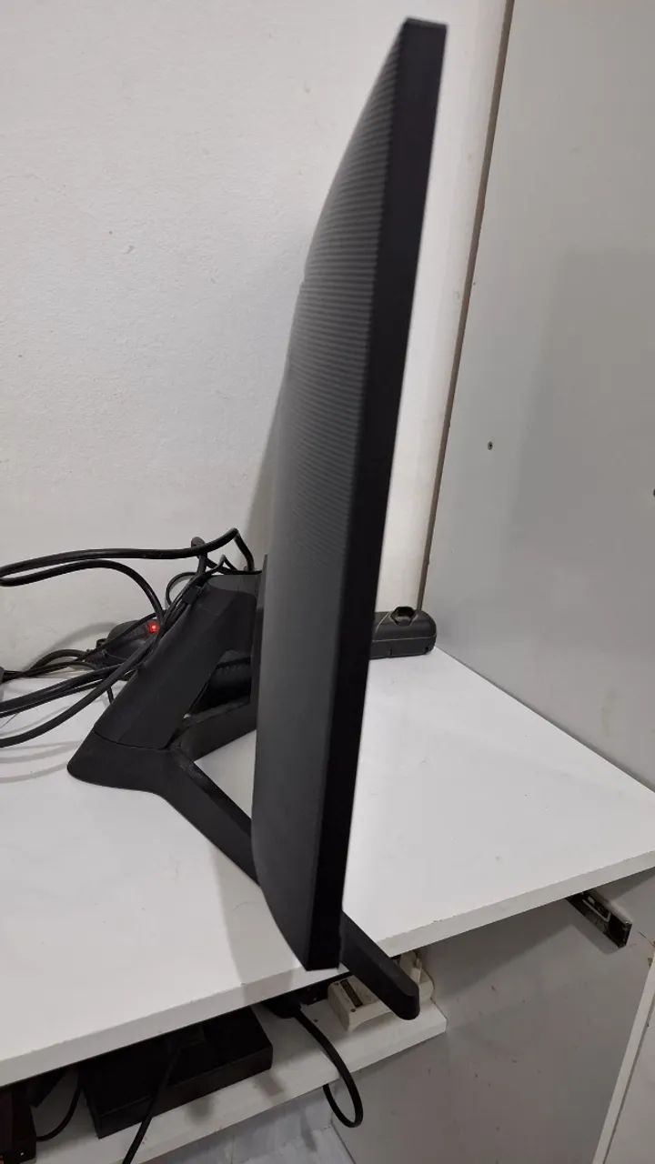 Samsung Smart Monitor M5 24" FHD Tela Plana 60Hz HDR10 Speaker,Tizen? Game Mode AirPlay  - Foto 3