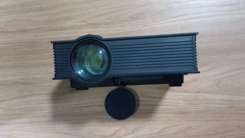 Projetor Mini Unic - Usado - Funcionando