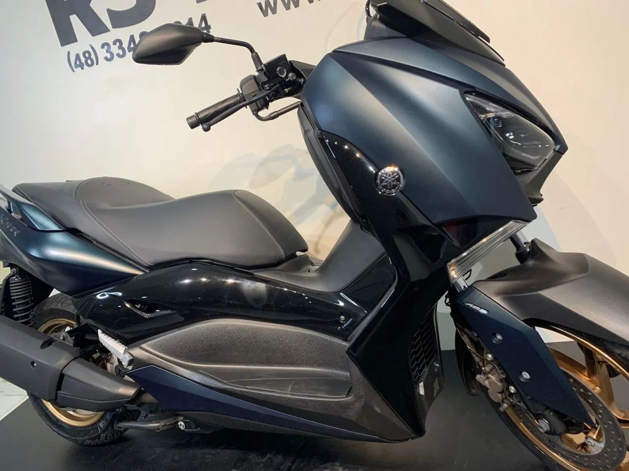 XMAX 250 ABS - Foto 3