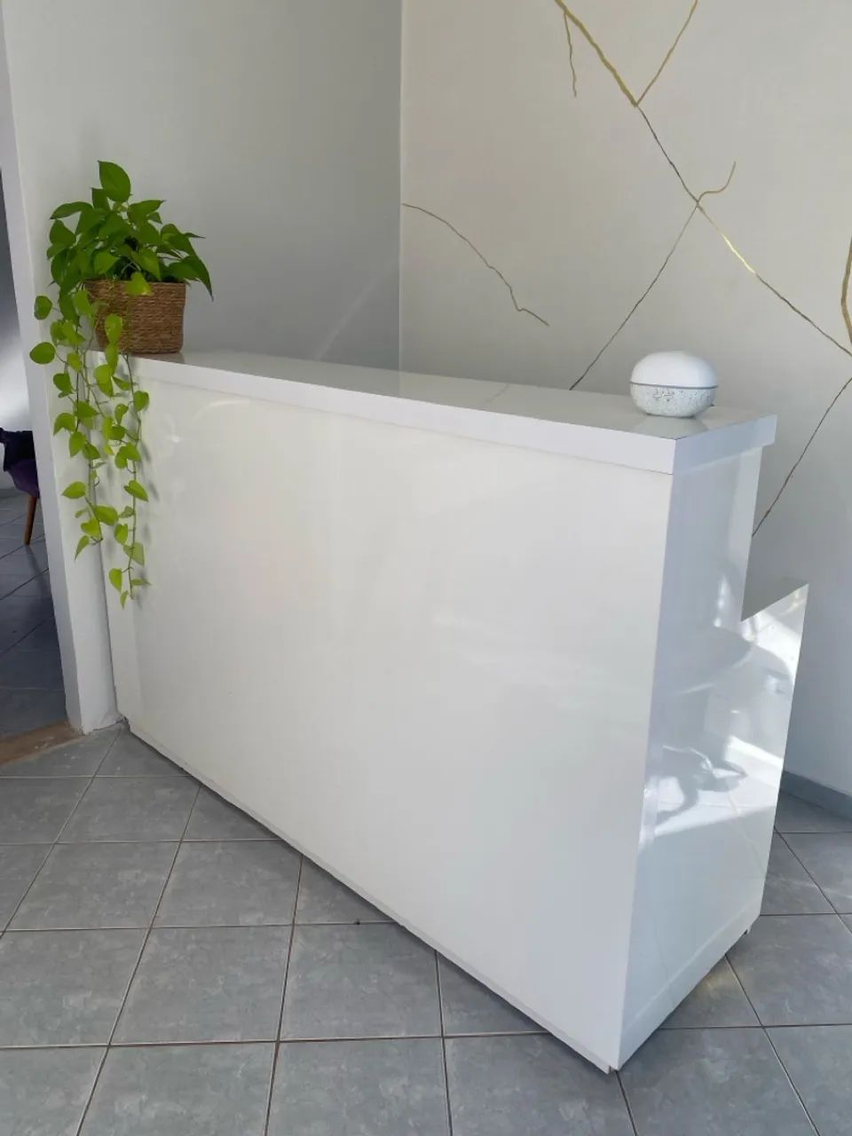 Balcão branco para organização