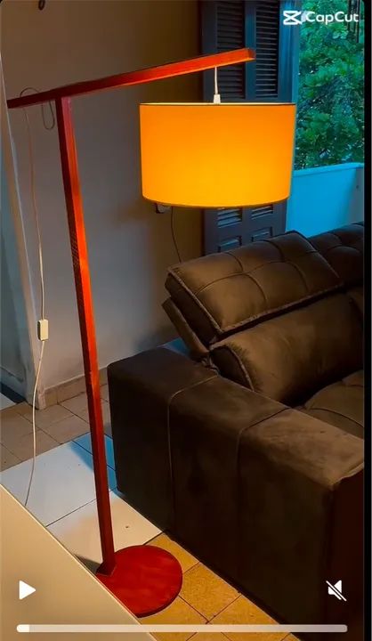 Abajur de chão de madeira - Frete grátis! - Foto 3