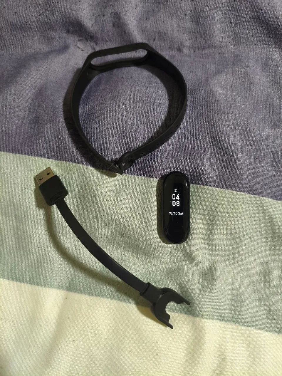 Mi Band 3 + carregar e pulseira 