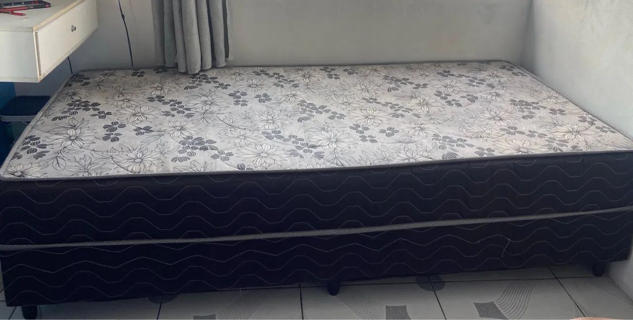 Cama solterão, em perfeito estado, sem manchas e sem avarias - Foto 3