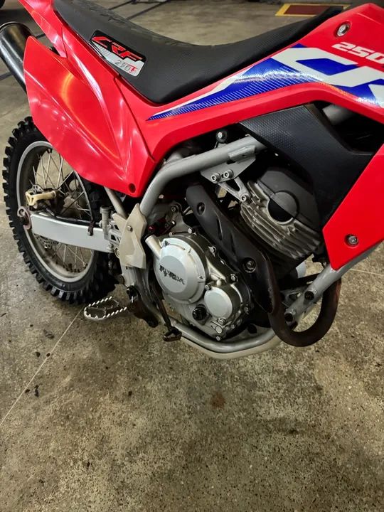 CRF 250F - Foto 4