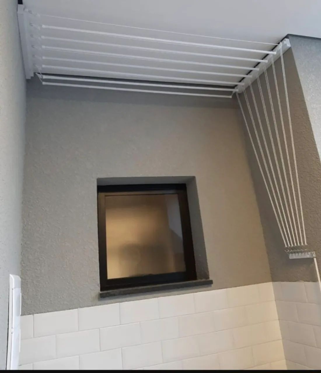 Varal de teto retrátil para roupas64310339114626120