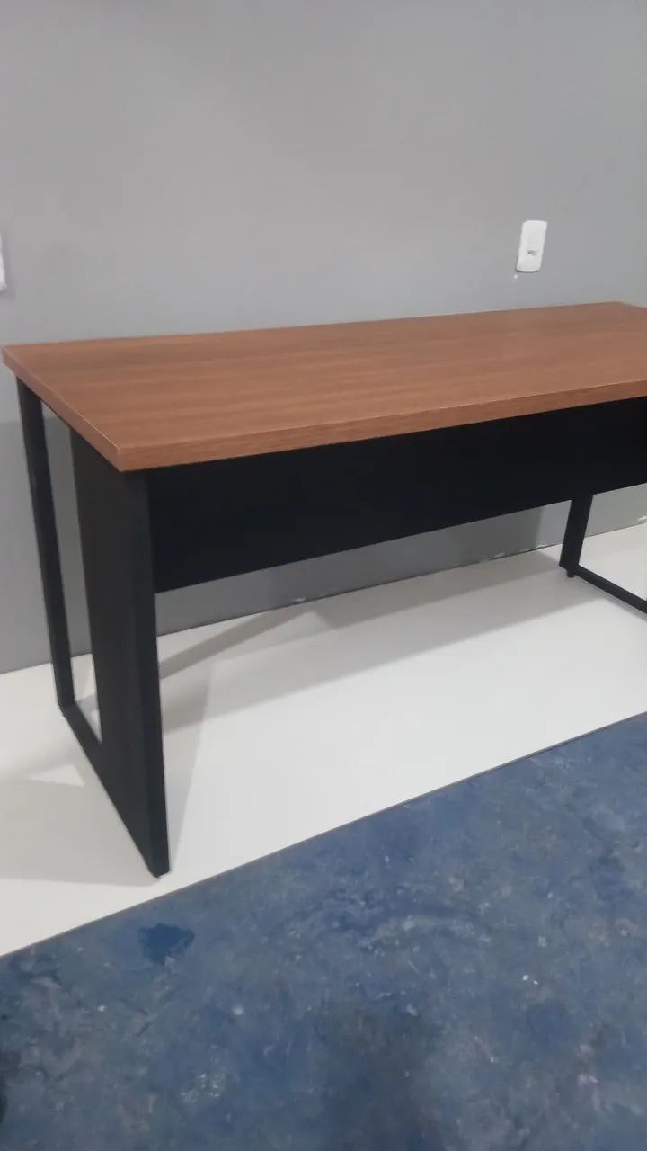 Mesa mesa madeirado 