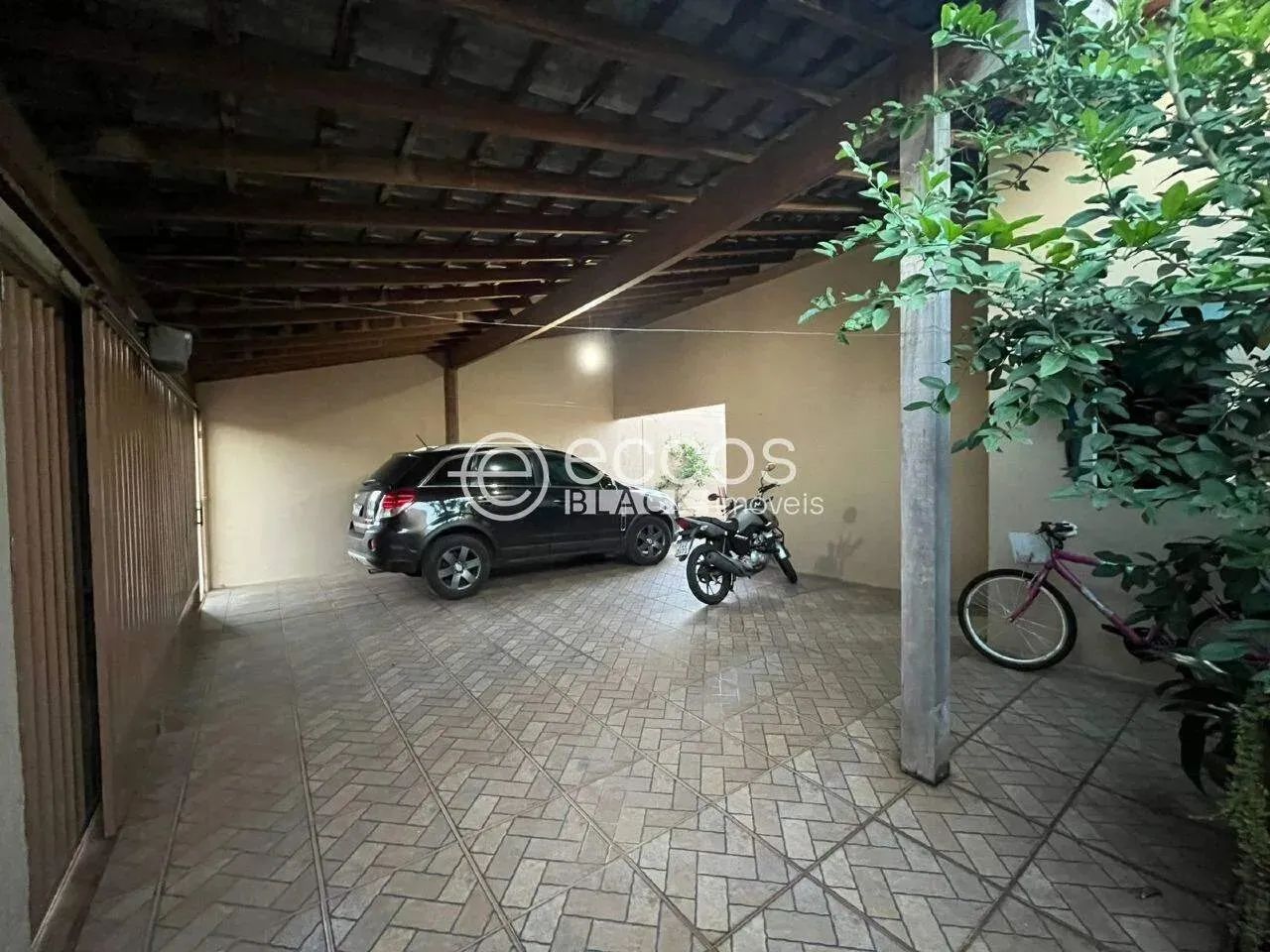 Casa à venda, 2 quartos, 1 suíte, 2 vagas, Antônia Cândida I - UBERABA/MG