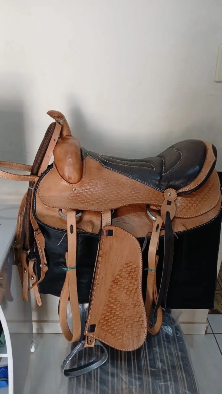 Sela Americana Couro Legítimo