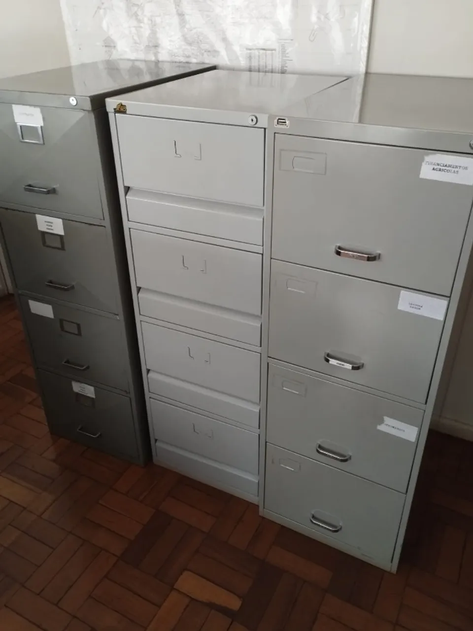 Armário Metálico Arquivo 4 portas
